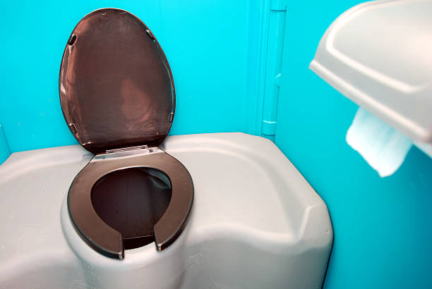 Best Porta potty rental near me  in Schertz, TX